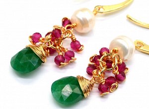 Серьги из натурального жемчуга с камнями