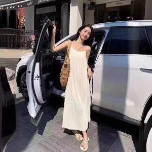 Платье летнее на бретельках