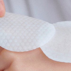 CELIMAX JI WOO GAE HEARLEAF BHA PEELING PAD Отшелушивающие педы с экстрактом хауттюйнии 125мл (60шт)
