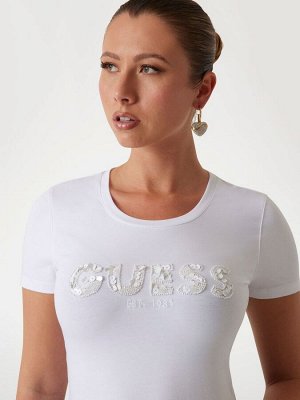 Белая футболка с короткими рукавами и логотипом Guess Sequin