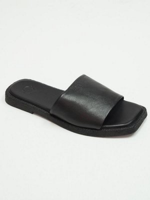 Пантолеты кожаные AQUAMARIN 9554-700-27914 от 1 шт.