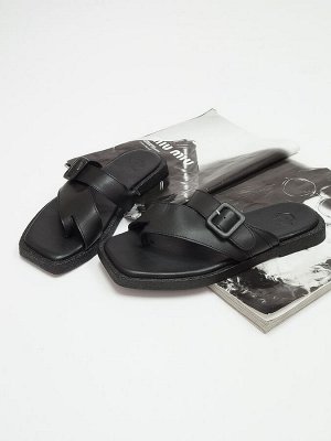 Сланцы кожаные AQUAMARIN 9840-700-26247 от 1 шт.