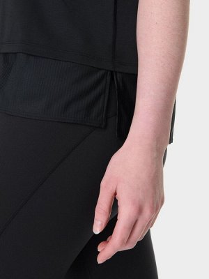 Футболка с принтом «Sweaty Betty Breathe Easy Flexi Train» (черная)
