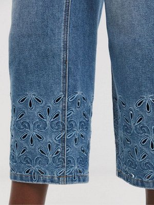 Прямые укороченные джинсы JD Williams Broderie