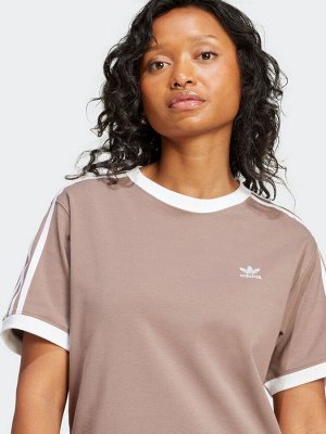 Коричневая футболка adidas originals с тремя полосками