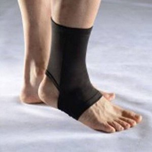 Суппорт лодыжки Live Up ANKLE SUPPORT