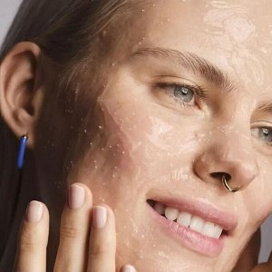 Avon Увлажняющая ночная маска для лица с гиалуроновой кислотой