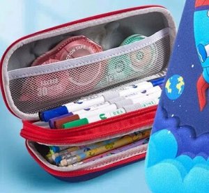ПЕНАЛ для хранения канцелярских принадлежностей.