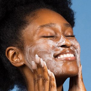 Увлажняющий гель для умывания с березовым соком Round Lab Birch Juice Moisturizing Cleanser, 150мл