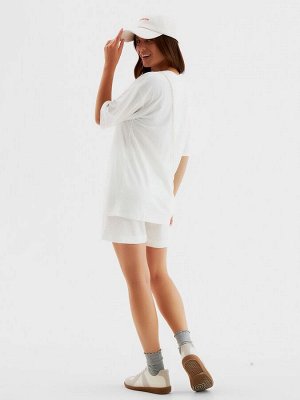 Костюм женский (футболка, шорты) MINAKU: Casual collection цвет белый