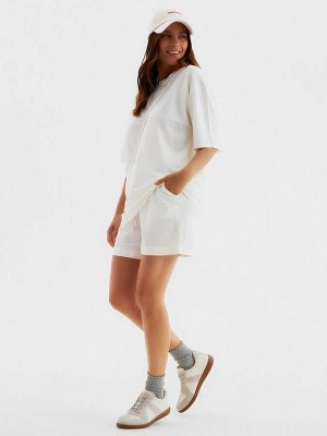 Костюм женский (футболка, шорты) MINAKU: Casual collection цвет белый