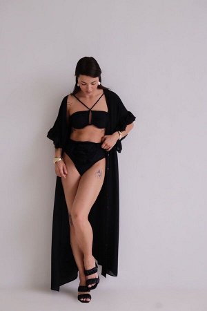 Купальник-бикини чёрный с цветком