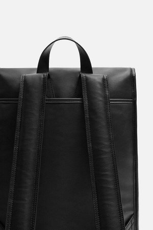 Сумка РЮКЗАК С КЛАПАНОМ ЦВЕТ как на первом фото (RUCKSACK MIT ?BERSCHLAG) Однотонный рюкзак. Основное отделение с клапаном и магнитной застежкой. Внутри есть отделение для электронных устройств размер