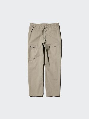 UNIQLO – функциональные брюки с эластичностью и водоотталкивающей обработкой