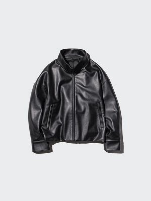 UNIQLO – оверсайз-бомбер из экокожи