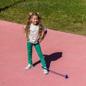 SILAPRO Нейроскакалка на ногу со светящимся роликом,61x15x9см, 5 цветов