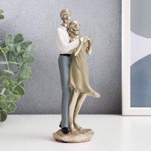 Фигурка полистоун «Влюблённые», 20x8x6.5 см, МИКС