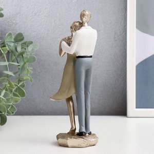 Фигурка полистоун «Влюблённые», 20x8x6.5 см, МИКС