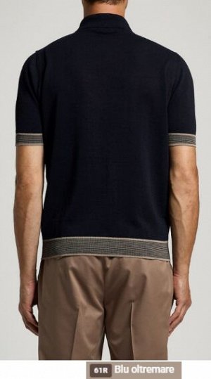 Джемпер Filato: 60% LINO 40% COTONE
Cotton and linen blend yarn shirt
Stockinette stitch
Shirt collar
Short set-in sleeves
Stripes rib finishings on cuffs and bottom
Constrast stripes detail on cuff a
