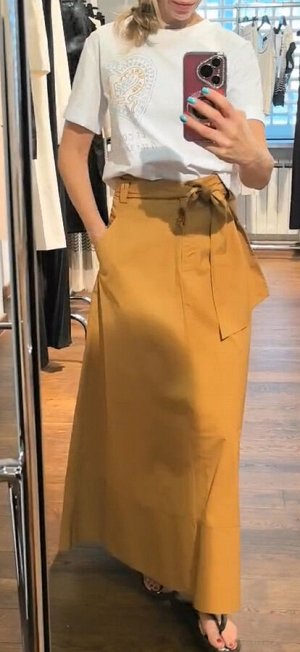 Юбка GONNA MIDI TESSUTO COTONE/TENCEL
50%COTONE 50%TENCEL