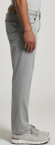Джинсы Tessuto: 98% COTONE 2% ELASTAN
Fodera: 65% POLIESTERE 35% COTONE
Grey denim trousers with medium washing
5-pockets style
Embroidery on back pockets
Carrot fit
1/2 hem: 18,5 cm
Inside leg length