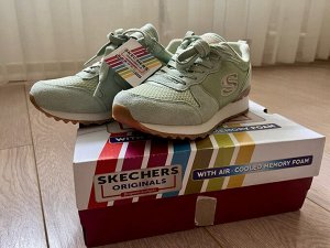 Кроссовки Skechers