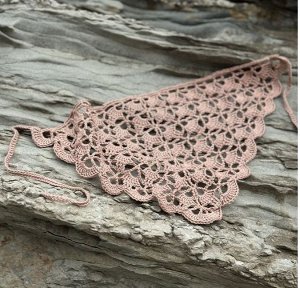 Косынка ажурная летняя