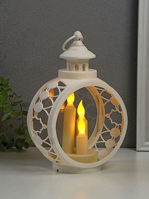 Светодиодные свечи в подсвечнике RISALUX «Трио», LED-ночник, белый, 9.7x16.5x25 см, батарейки AAAx2, свечение жёлтое