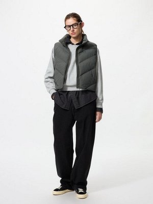 UNIQLO Pufftech – утеплённый укороченный жилет с водоотталкивающей обработкой