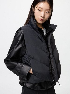 UNIQLO Pufftech – утеплённый укороченный жилет с водоотталкивающей обработкой