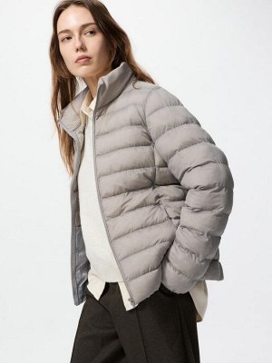 UNIQLO Pufftech – лёгкая утеплённая куртка с водоотталкивающей обработкой