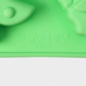 Форма для выпечки Доляна «Новый год», силикон, 27x17x2 см, 6 ячеек, зелёная