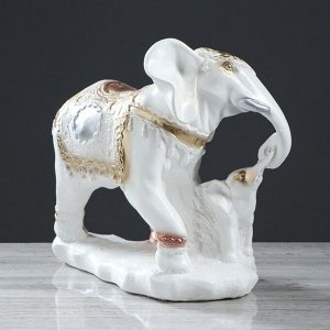 Сувенир "Семья слонов" 26 см, белый