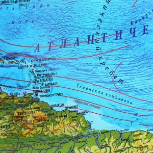Интерактивный глобус физико-политический рельефный, диаметр 250 мм, с подсветкой от батареек