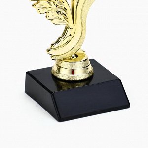 Кубок, наградная фигура, подставка пластик черная, 17,2 х 9 х 6,3 см
