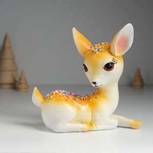 Фигурка полистоун «Олень лежащий с посыпкой», 16.5x7x16 см