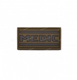 Нашивка PVC/ПВХ с велкро "MEDIC", фиолетовый на оливе, 70х35мм