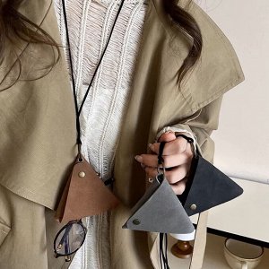 Мини сумочка треугольник для мелочей