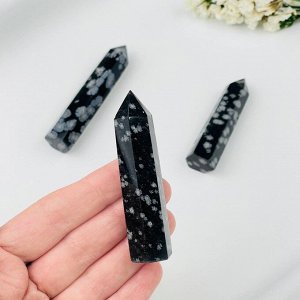 Кристалл из снежного Обсидиана