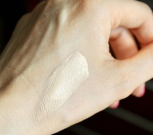 Кушон для лица Holika Holika Holy Pop Blur Lasting Cushion. Оригинал