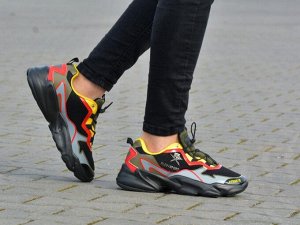 КРОССОВКИ- BLACK/RED