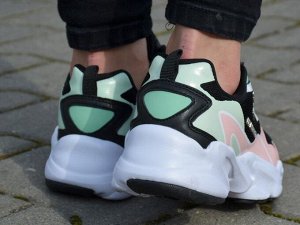 КРОССОВКИ 100% POLYESTER
UPPER 2: 100% POLYURETHANE
LINING 1: 100% POLYESTER
OUTSOLE 1: 100%ETHYLENE VINYL ACETATE - OUTSOLE 2: RUBBER