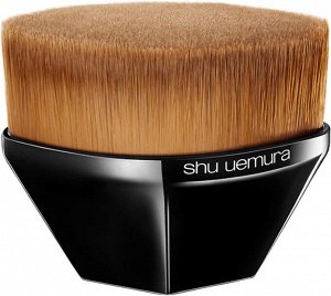 Shu Uemura Petal 55 Foundation Brush - безупречная кисть для тонального средства
