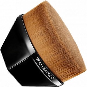 Shu Uemura Petal 55 Foundation Brush - безупречная кисть для тонального средства