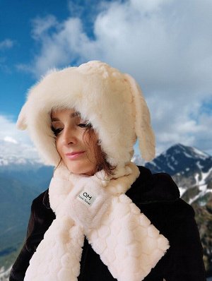 Шапка-шарф с ушками Зайка