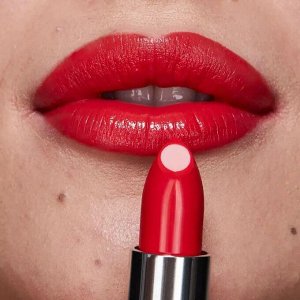 Глянцевая губная помада «СуперУвлажнение» Make up + Care, цвет Клубничный поцелуй