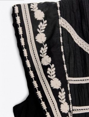 ПЛАТЬЕ ZARA С КОНТРАСТНОЙ ВЫШИВКОЙ арт. 5107049 093, черный