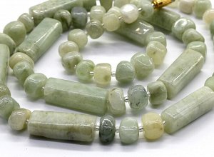 Гранат зеленый (Гроссуляр) бусы форма, 62см, 84г
