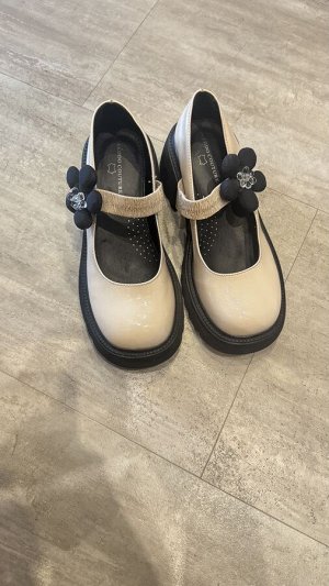 Продам туфли 35 размера