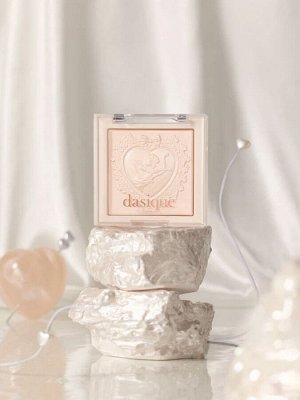 Dasique Luxe Glow Highlighter #01 Shine Beige Хайлайтер для лица в бежевом оттенке, 7гр